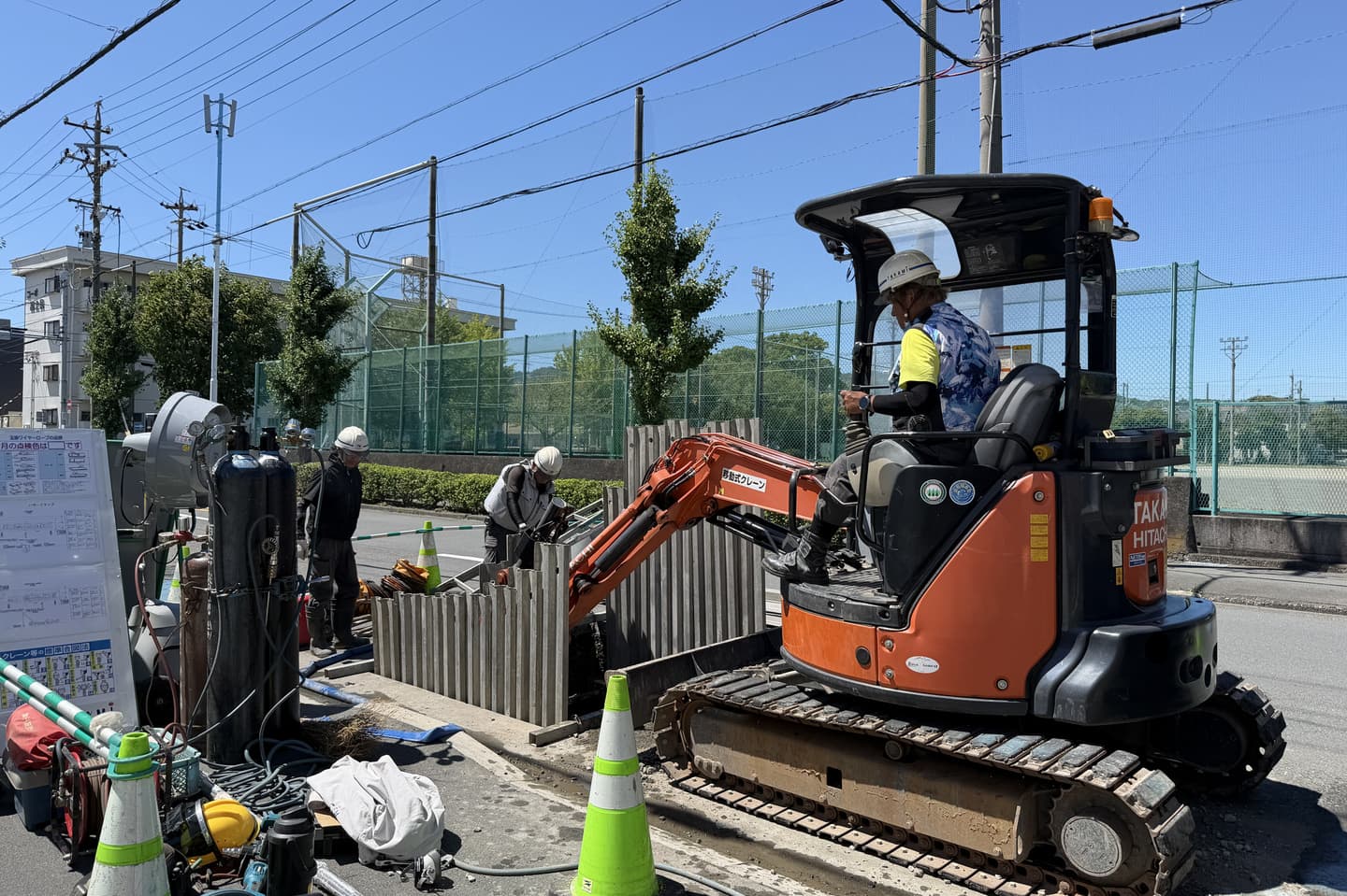 現場作業員　作業光景